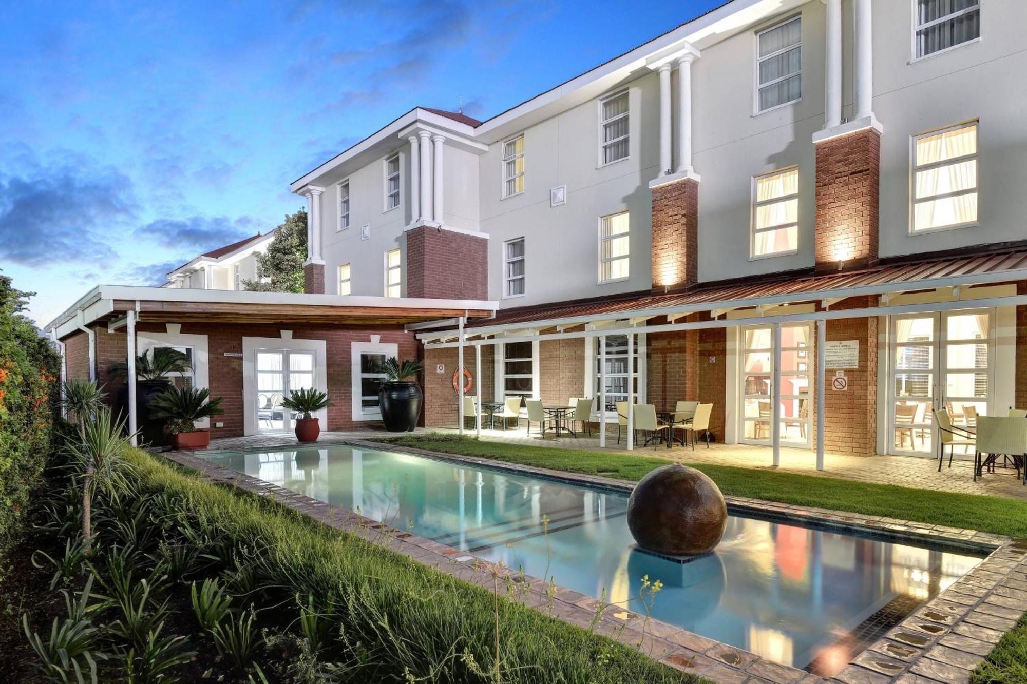 Protea Hotel By Marriott Mahikeng Mafikeng Exterior foto